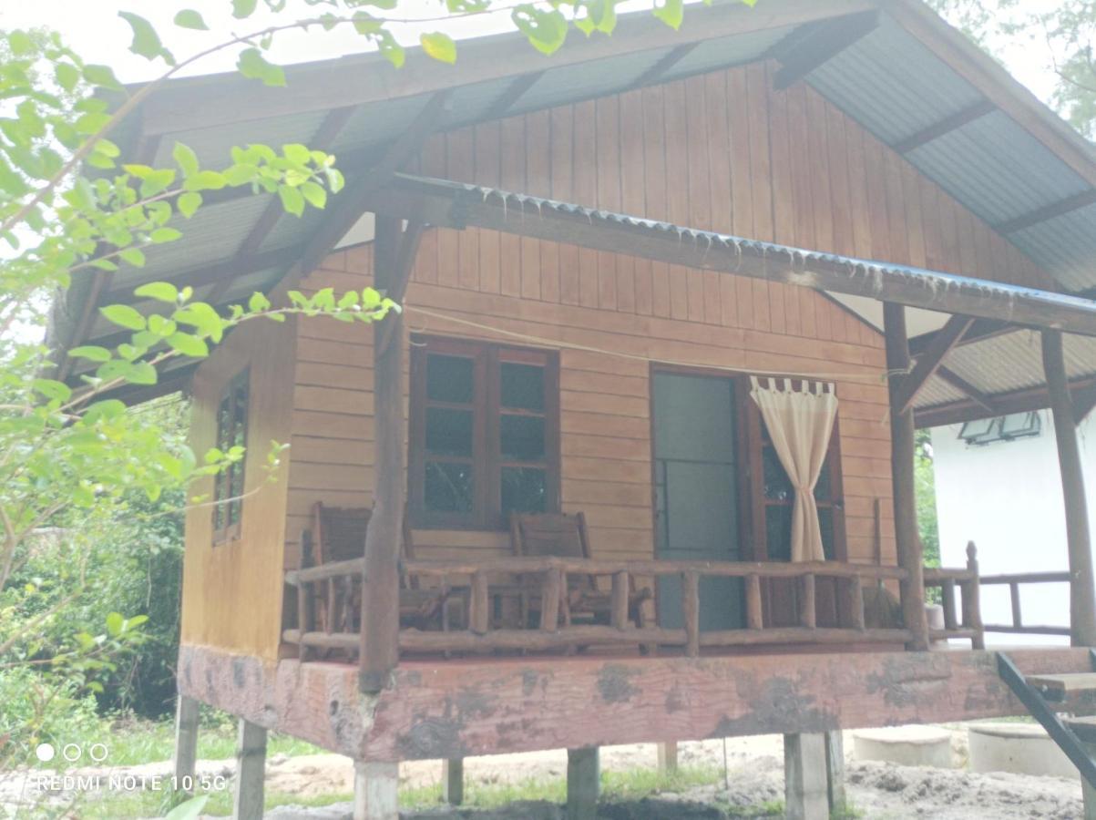 Payam Cabana Koh Phayam Rum bild